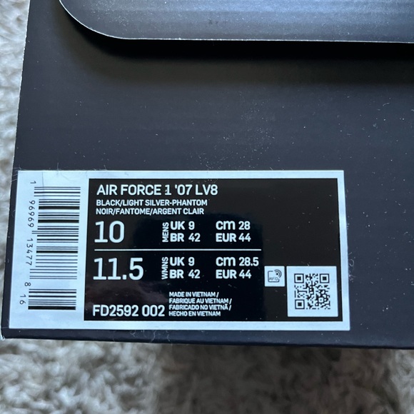 Men’s Nike Air Force 1 ‘07 LV8- Black/Light Silver Phantom US 10 - Picture 7 of 7